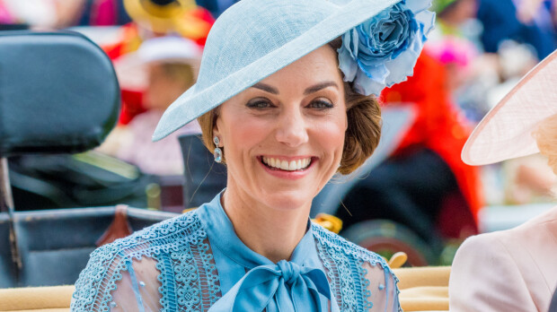 Syöpää sairastava prinsessa Catherine astui julkisuuteen – katso kuvat