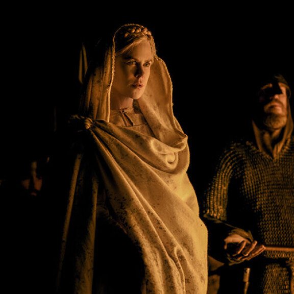 Alexander Skarsgård ja Nicole Kidman tähdittävät raakaa, likaista ja päällekäyvää viikinkidraamaa – The Northman julki suoratoistopalvelussa The Northman Nicole Kidman