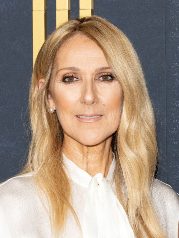 Céline Dion asteli kameroiden eteen ensimmäistä kertaa vuosiin.