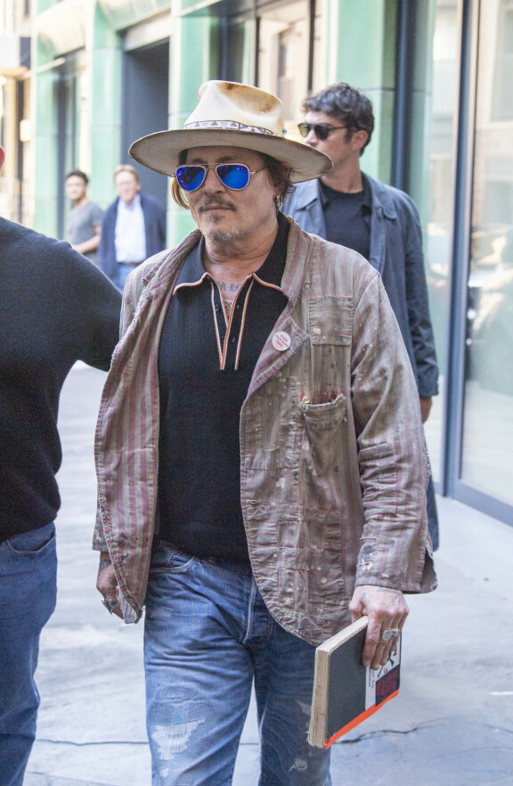 Johnny on vannonut, ettei palaa Jack Sparrow'n rooliin, mutta tuottaja Jerry Bruckheimer toivoisi hänen tekevän edes pienen cameo-roolin merirosvokapteenina.
