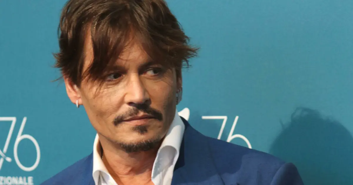 Tältä Johnny Depp, 61, näyttää nykyään – kuvat panivat liikkeelle huhumyllyn
