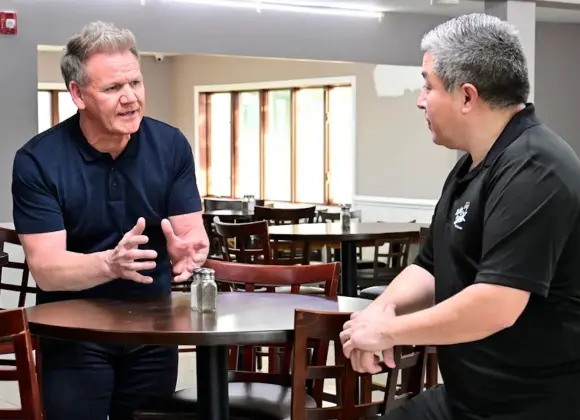 Kuppilat kuntoon -ravintoloitsijan on vaikea hyväksyä Gordon Ramsayn ideoita: "Helvetti, minä lähden pois täältä"