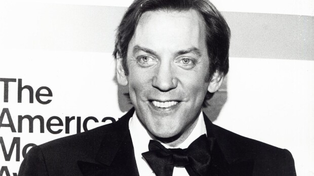Näyttelijä Donald Sutherland on kuollut