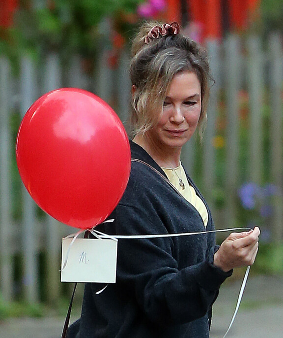 Renee nähtiin uuden Bridget Jones-alokuvan kuvauksissa Lontoossa.