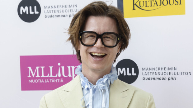 Kuka oli Sami Sykön salskea seuralainen? Silityksiä ja lempeitä hymyjä - kuva!