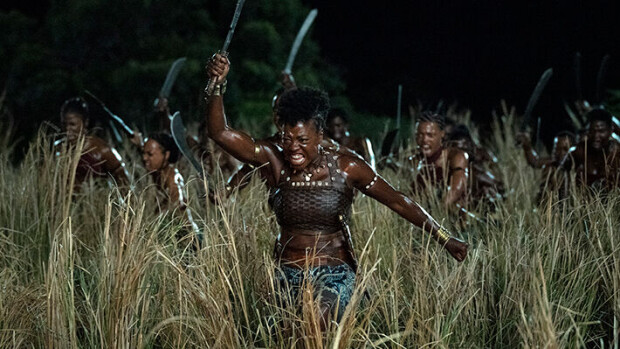 Elokuva-arvostelu: Voimaannuttava The Woman King on kuin mustien naisten Braveheart – Oscar-voittaja Viola Davis on pääosassa napakymppi The Woman King