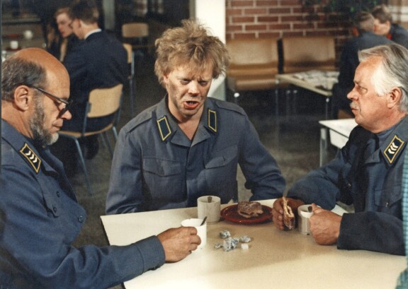 Speden elokuvista katsotuin on Uuno Turhapuro armeijan leivissä vuodelta 1984.