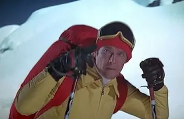 Tänään tv:ssä: James Bond -historian huikein stuntti oli mennä vaihtoon riskien vuoksi