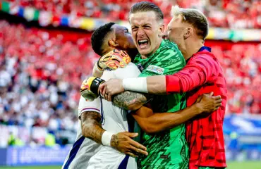 Nämä maat kisaavat jalkapallon Euroopan mestaruudesta – katso tästä pudotuspeliohjelma