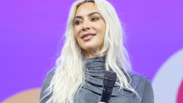 Kim Kardashian tähdittää uutuussarjaa yhdessä Oscar-voittajan kanssa – tämä tiedetään nyt