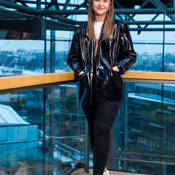 Mia on työskennellyt ennen Big Brother-matkaansa muun muassa Hitmix-radiokanavalla. Mia on työskennellyt ennen Big Brother-reissuaan muun muassa Hitmix-radiokanavalla.