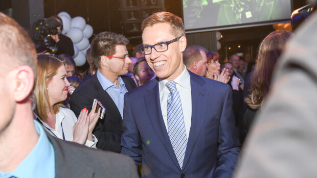 Kuin kaksi mustikkaa! Alexander Stubb ja Joe Biden samistelivat tapaamisessaan