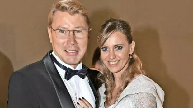 Jestas! Marketa Häkkinen vääntäytyi hurjaan asentoon – kuva