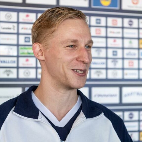 Leijonat paljastavat lapsuuden haaveammattinsa – katso video! Esa Lindell