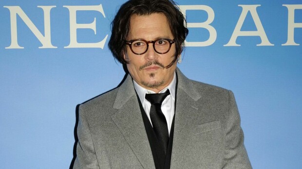 Rakkautta ilmassa! Johnny Depp, 61, kuherteli 24-vuotiaan venäläiskaunottaren kanssa – kuvat