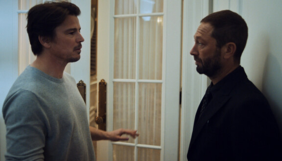 Josh Hartnett nähdään Richien (Moss-Bachrach) entisen kumppanin uutena poikaystävänä.