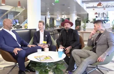 Hunksit muistelevat 21-vuotisen uran hulluimpia hetkiä: Ikimuistoisesta reissusta ei muisteta mitään!