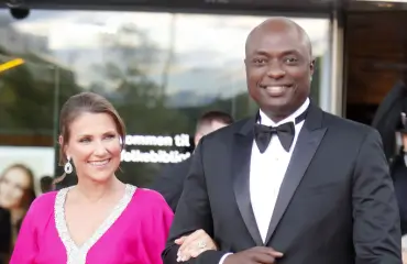 Prinsessa Märtha Louise ja shamaanirakas uhkailevat Durekin äitiä