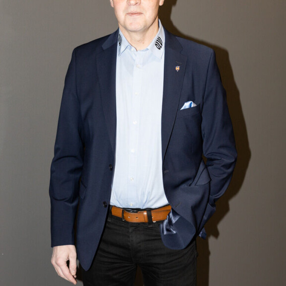 Näettekö sen pienen hymynkareen? Nokia Arena saa Jukka Rautakorvenkin myhäilemään mielissään. Näettekö sen pienen hymynkareen? Nokia Arena saa Jukka Rautakorvenkin myhäilemään mielissään.