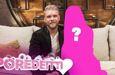 Tosi-tv-komistus Roope Kuusisto eroottisilla treffeillä seksikkään kaunottaren kanssa – seksilelu villitsi: ”Tulee hyvä ilta meille!”