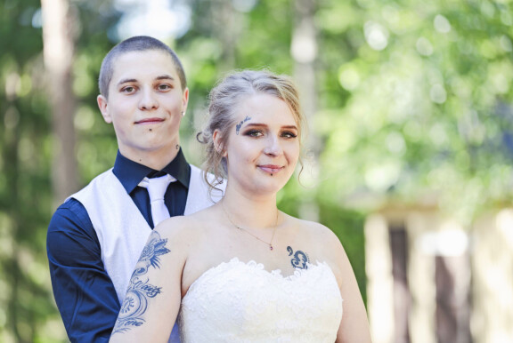 Villella ja Seritalla oli Unelmahäät -kuvausten aikaan yksi yhteinen lapsi.