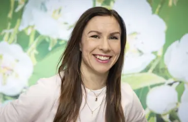 Seura: Ylen suosikkitoimittaja inhottavan silikonispekulaation keskellä