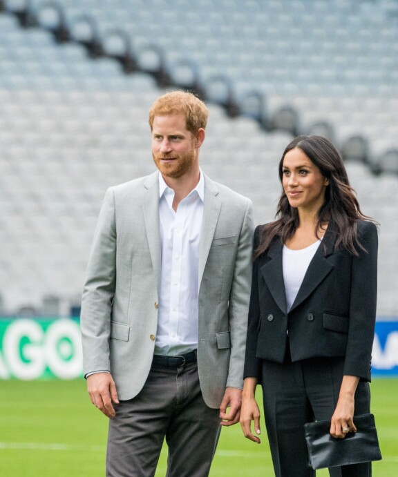 Harryn oikeudenkäynneissä hän syyttää lehdistöjä esimerkiksi salakuuntelusta.