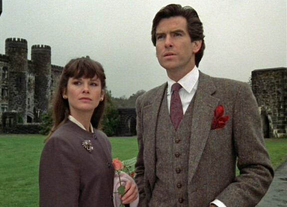 Remington Steele - huijari vai herrasmies -sarjaa esitettiin vuosina 1982 - 1987.