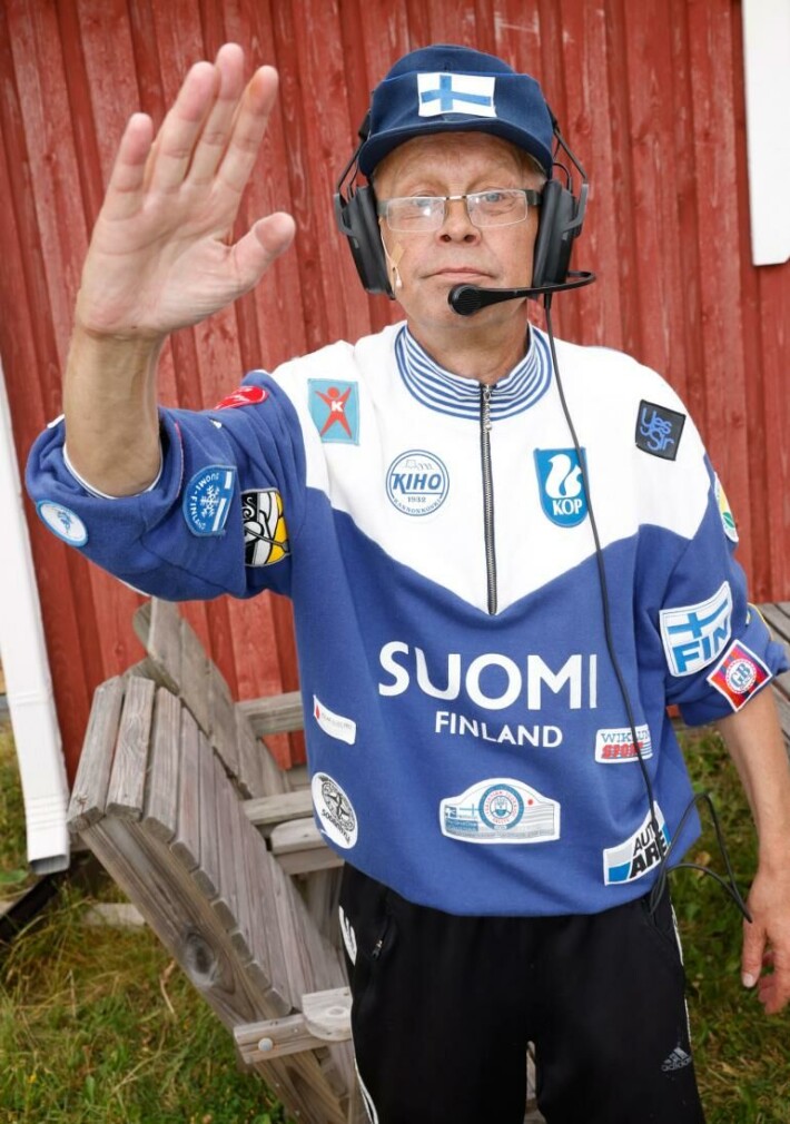 Myös imitaattori Kimmo Hannula vetää laulunäytelmässä useamman roolin. Myös imitaattori Kimmo Hannula vetää laulunäytelmässä useamman roolin.