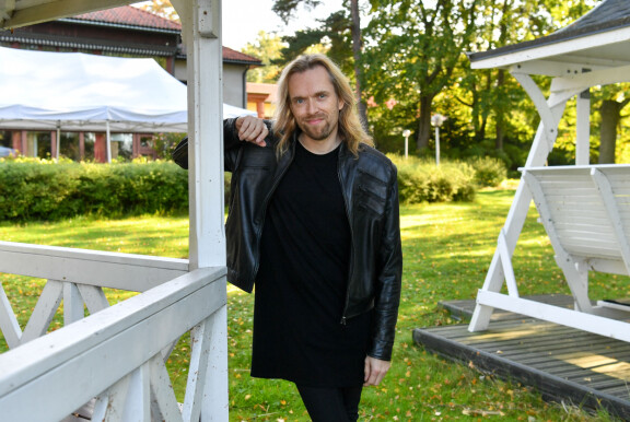 Anssi muistuttaa fanejaan varovaisuudesta sosiaalisessa mediassa.
