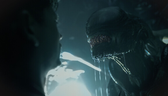 Elokuva-arvostelu: Alien: Romulus palauttaa rakastetun leffasarjan kolkoille juurilleen