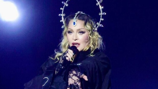 Oho! Tässä on 65-vuotiaan Madonnan lähes 40 vuotta nuorempi kulta