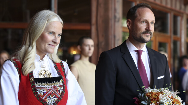 Norjan hovilla on kirjava menneisyys – muistatko kaikki kohut?