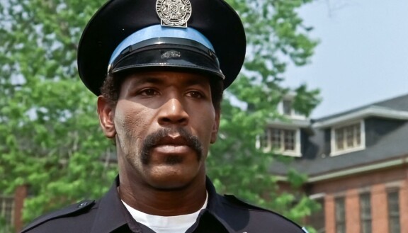 Bubba Smith osoitti Moses Hightowerin roolissa, että suurellakin miehellä voi olla iso sydän.