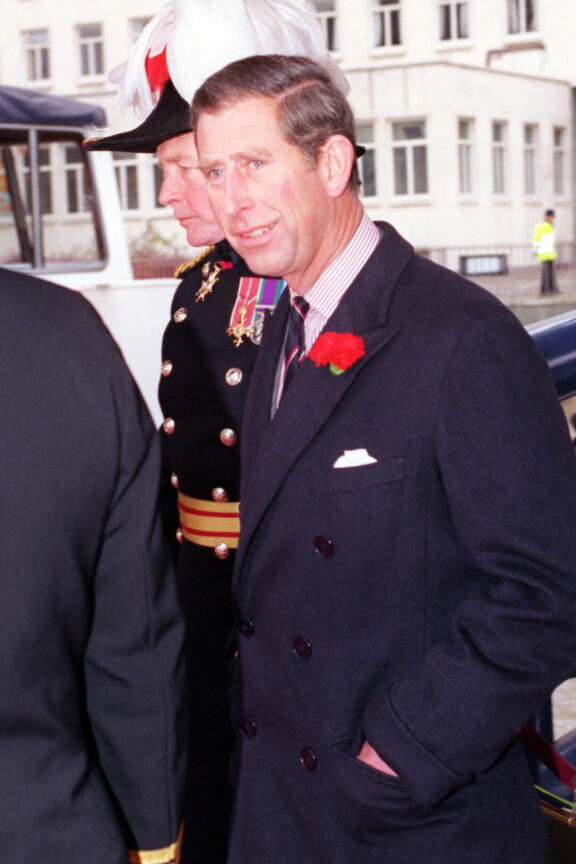 Charles oli kirjettä kirjoittaessaan 49-vuotias.