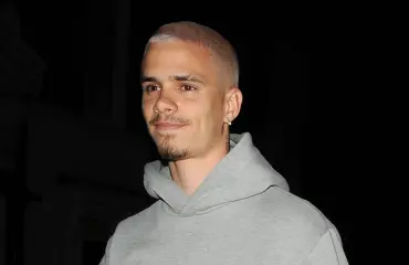 David ja Victoria Beckhamin poika liittyi Rayaan – myös nämä julkkikset käyttävät rikkaiden deittipalvelua