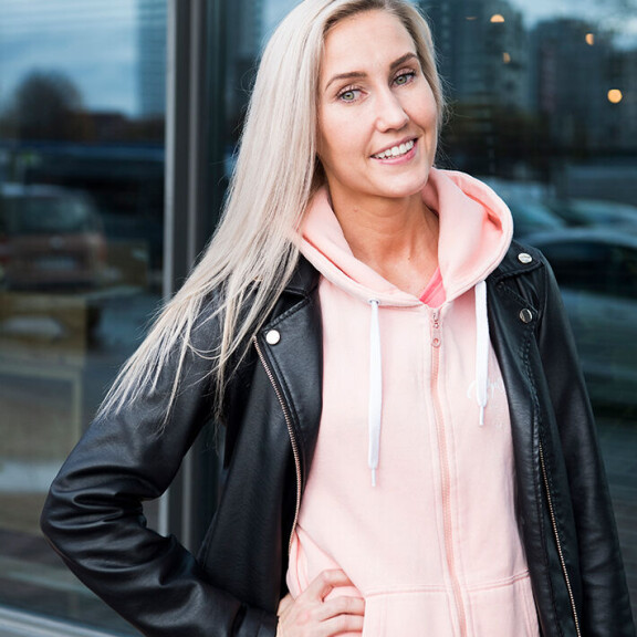 Milla ehti ottaa talovierailunsa aikana yhteen muun muassa Milenan kanssa. a