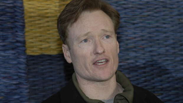 Conan O’Brien tarjosi itseään The White Lotus -sarjaan – halusi esittää seksityöntekijää