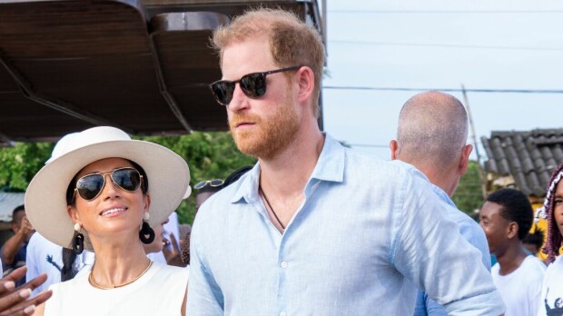 Mitä ihmettä? Prinssi Harry hämmensi käytöksellään – kuvat