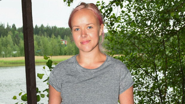 Sara Parikka julkaisi kuvan esikoisensa kanssa: 'Vielä tarkenee...'