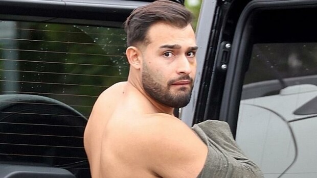 Mitä tapahtui Britney Spearsin aviomiehelle? Musta silmä ja karmiva puremajälki herättävät kysymyksiä Sam Asghari