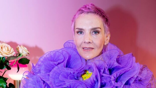 Maria Veitola puolustelee yökyläilyä Petteri Orpon luona − 'Nuolit pehvaa koko ajan' maria veitola