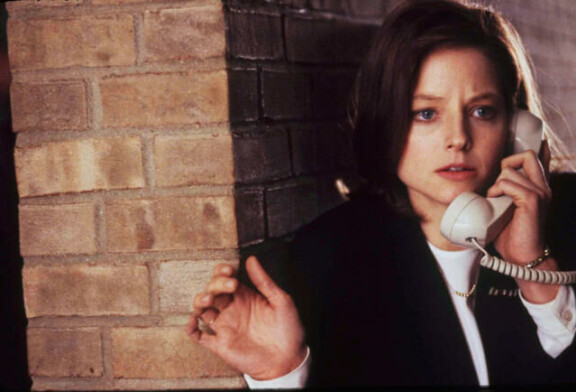 Huhujen mukaan Clarice Starlingin rooliin kaavailtiin ennen Jodie Fosteria myös Meg Ryania ja Laura Dernia.