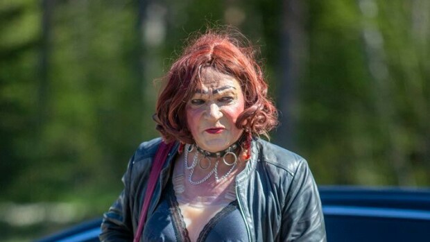 Mitä ihmettä? Transvestiitti romukauppias Markus Kuotesaho vaihtoi vaalipiiriä - tässä syy markus kuotesaho