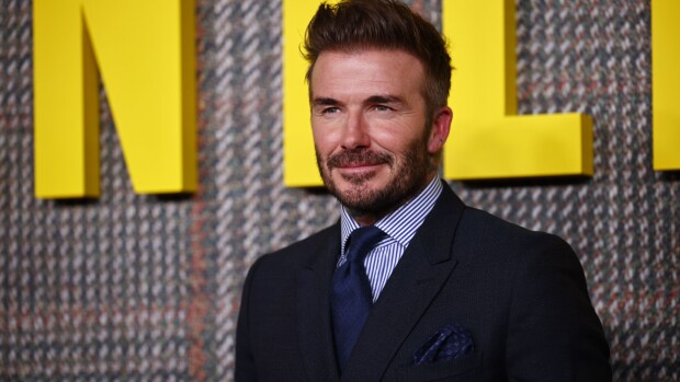 Vaimo ei ollut tyytyväinen asuun, joten David Beckham riisuutui - kuva!