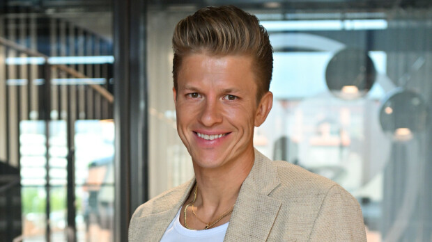 Bachelor-Joonas muistaa elävästi kohtaamisen Jennifer Lopezin kanssa: 'Hänen katseensa pysäyttää'