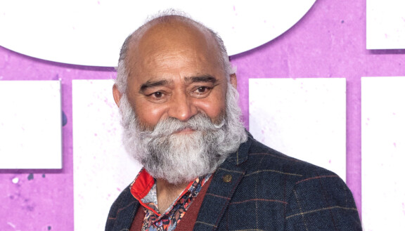 Bhasker Patel kasvatti parran Emmerdalen jälkeen.