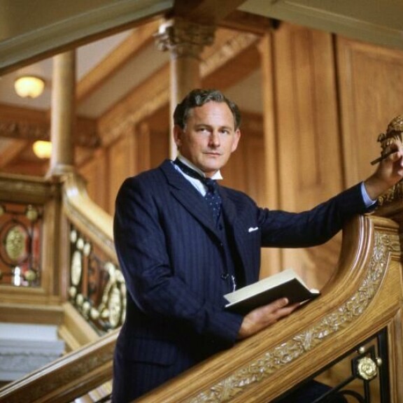 Titanic-elokuvan julkaisusta 25 vuotta - tältä tähdet näyttävät nykyään Victor Garber