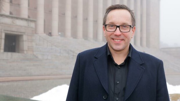 Näyttelijä Johannes Lahtela: Isoisäni kuoli eduskunnassa Johannes Lahtela