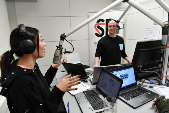 Shirly teki pitkään töitä myös radiojuontajana.